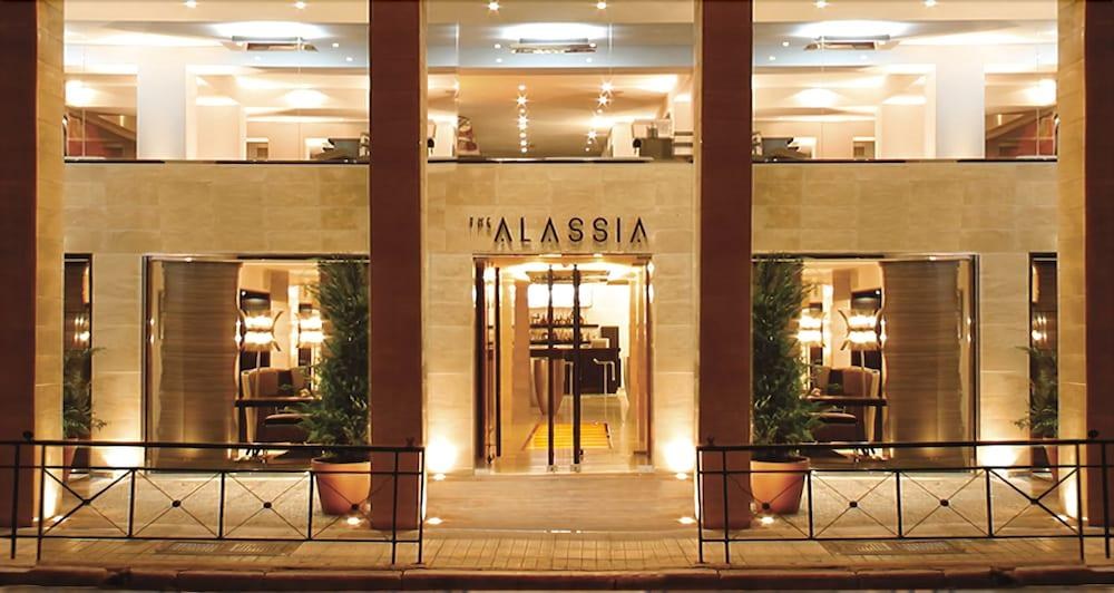 Alassia photo 3