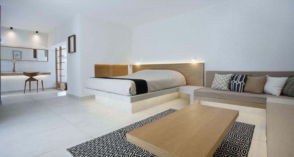 ANDRONIKOS HOTEL - ADULTS ONLY photo 4