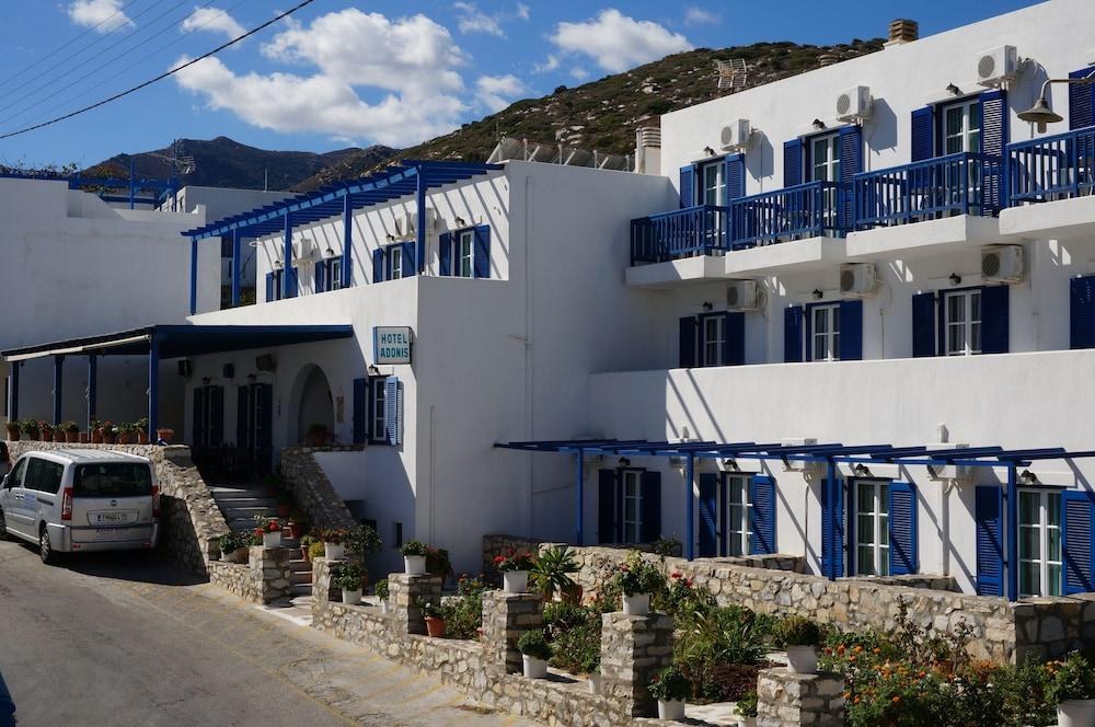 Adonis Hotel photo 2
