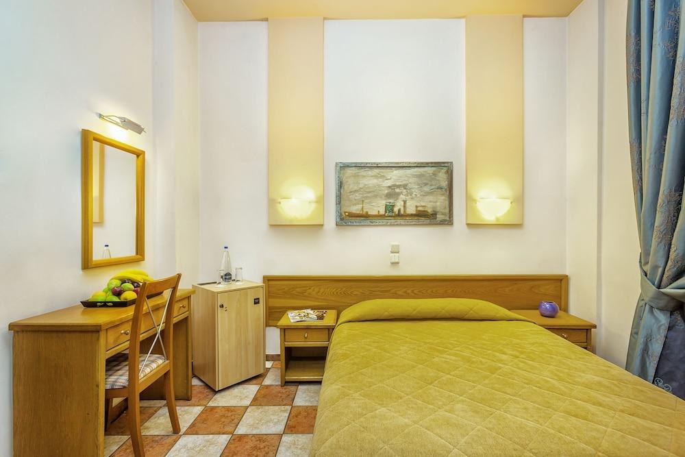Aegeon photo 3