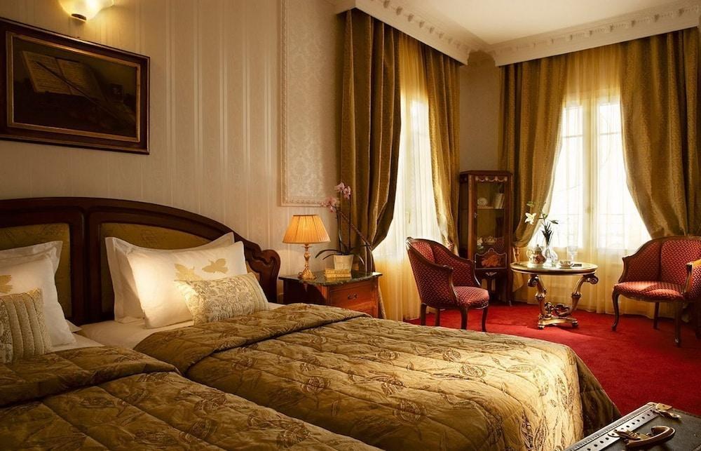 Mediterranean Palace photo 3