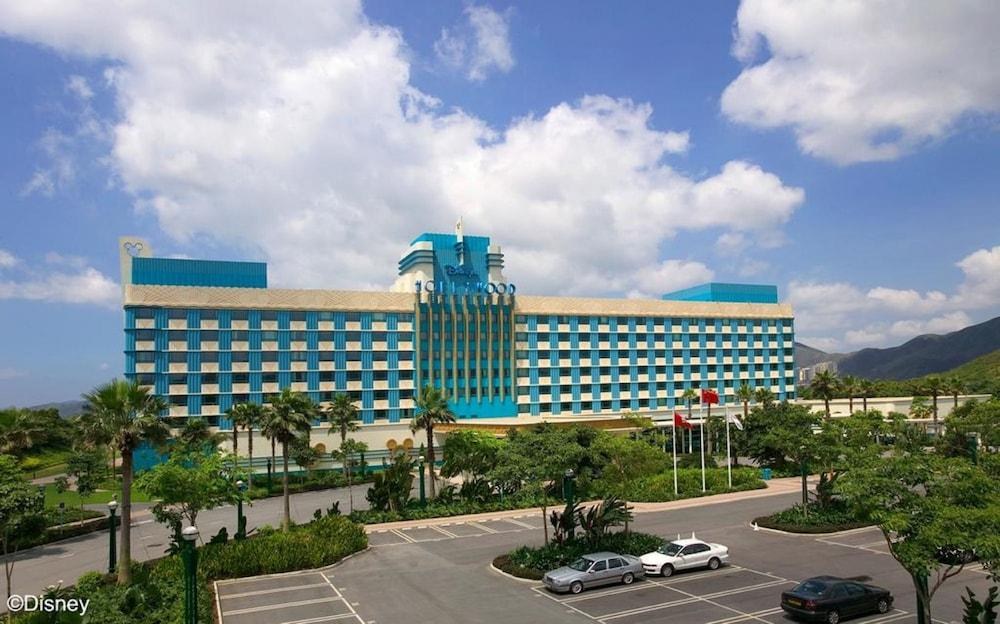 Disney's Hollywood Hotel photo 2