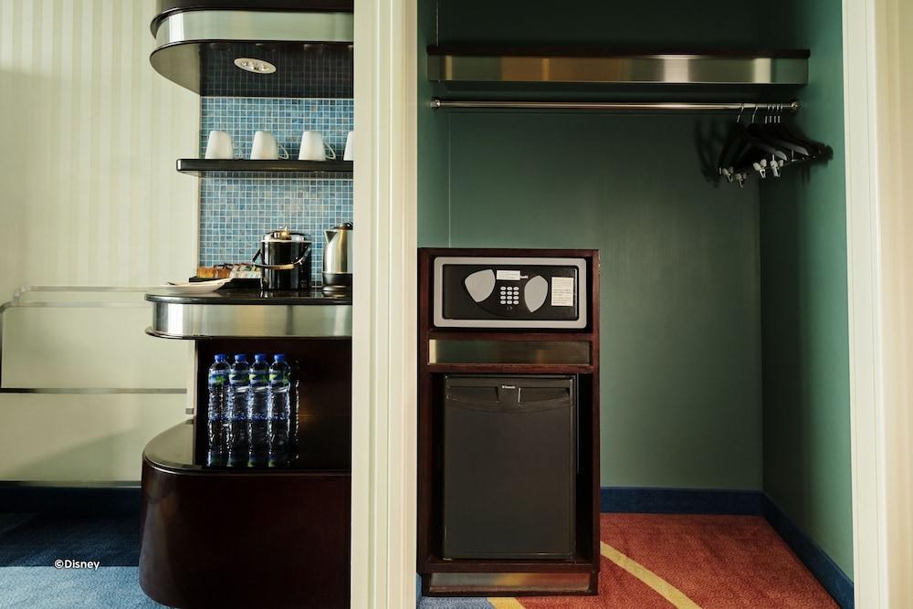 Disney's Hollywood Hotel photo 4