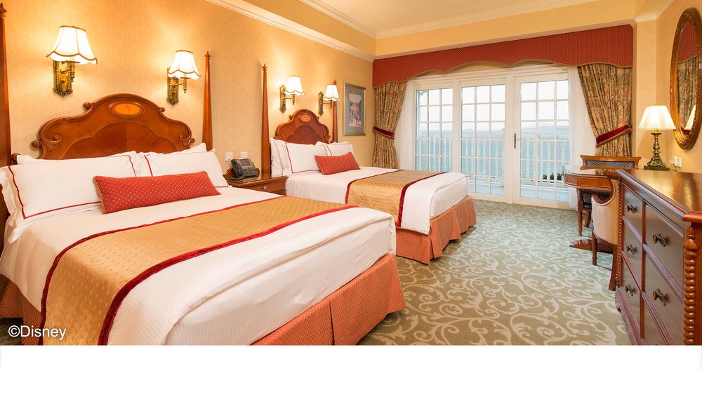 Hong Kong Disneyland Hotel