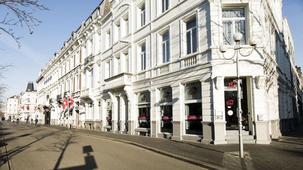 Leonardo Boutique Hotel Maastricht City Center photo 4