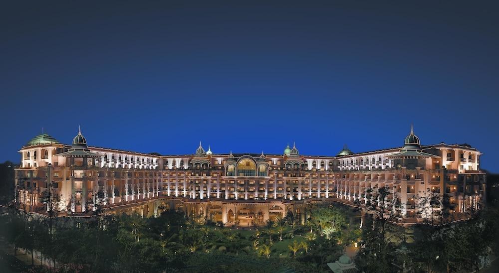 The Leela Palace Bangalore photo 3