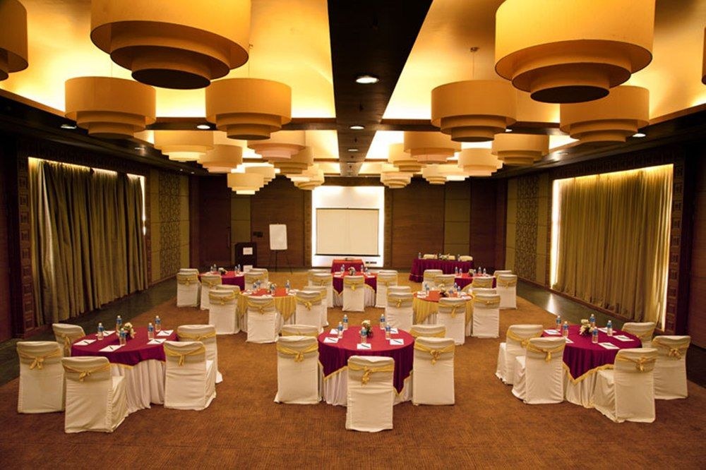 Royal Orchid Resort & Convention Centre photo 1