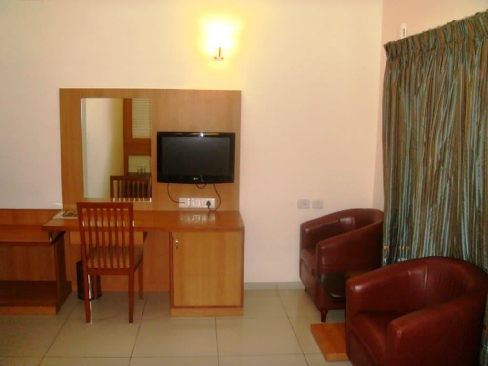 Akshaya Laxmi Comfort photo 4