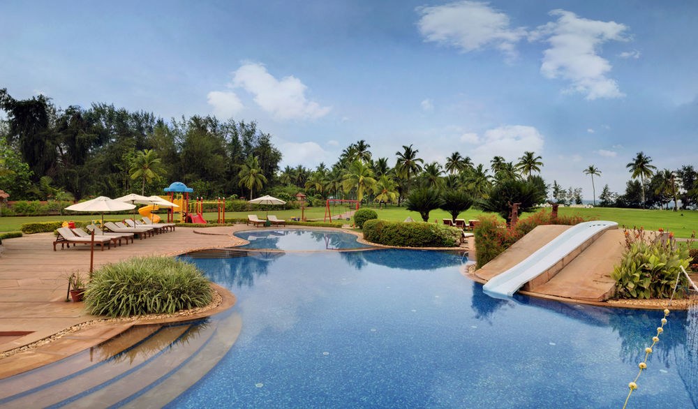 Kenilworth Beach Resort photo 1