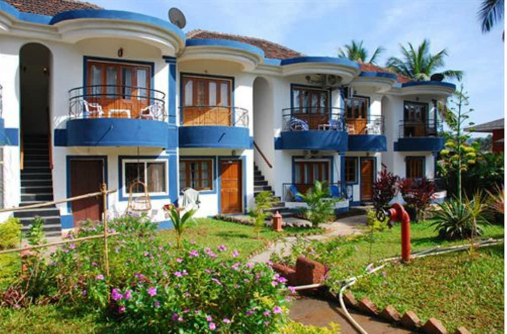 Santana Beach Resort photo 4