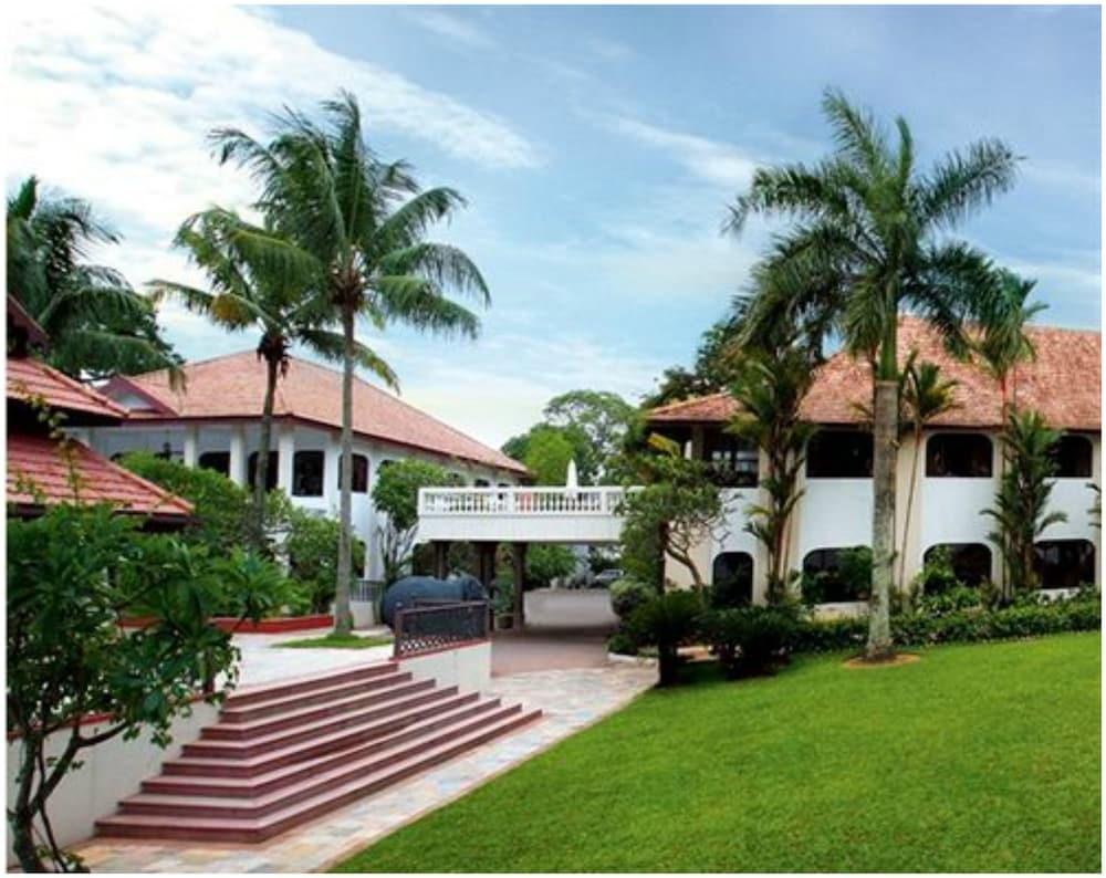 Taj Malabar Resort & Spa, Cochin photo 2
