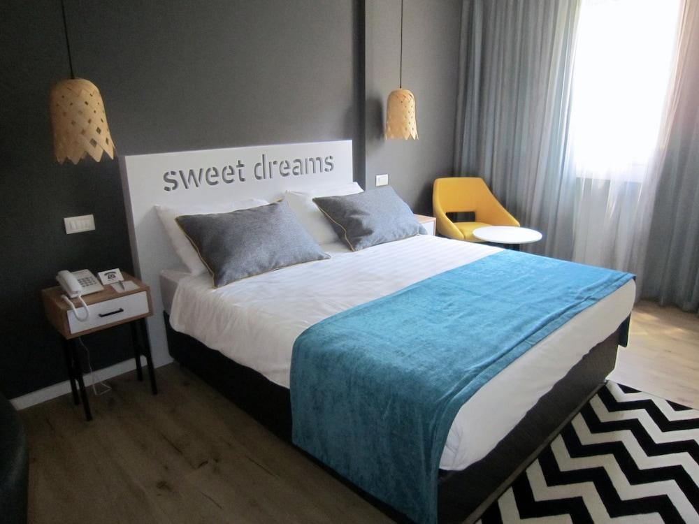 Prima City Hotel photo 4