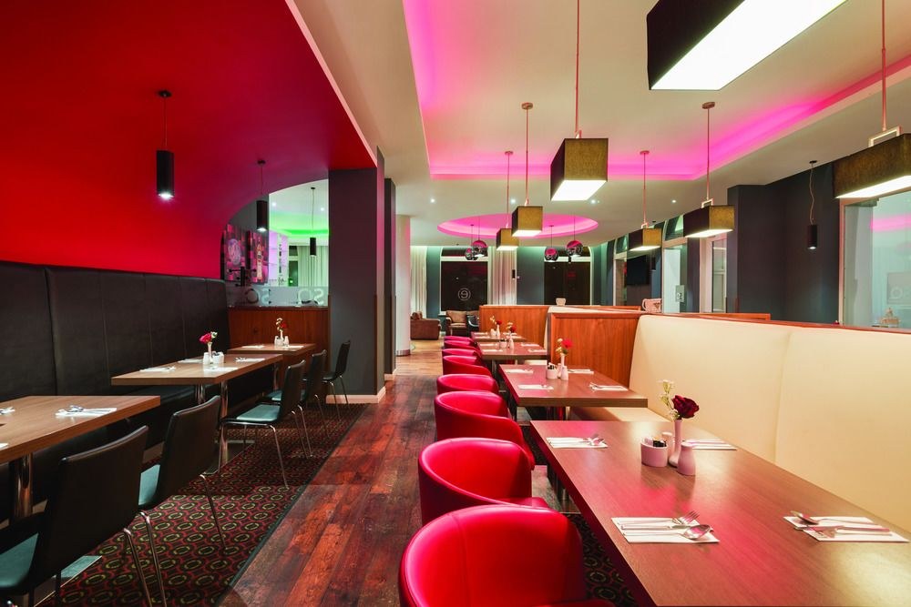 The Ramada by Wyndham Belfast photo 1