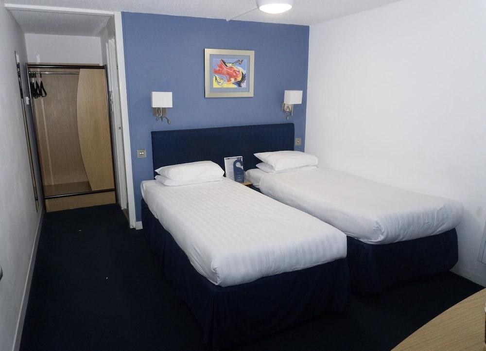 Blue Inn photo 1