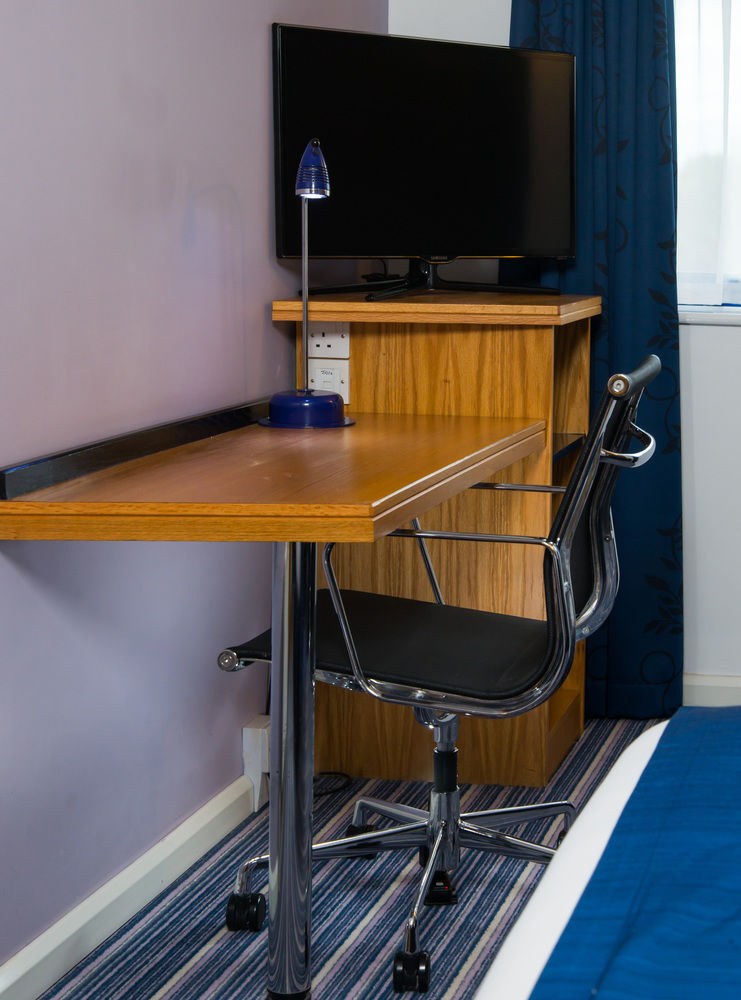 Holiday Inn Express Bristol - Filton photo 1