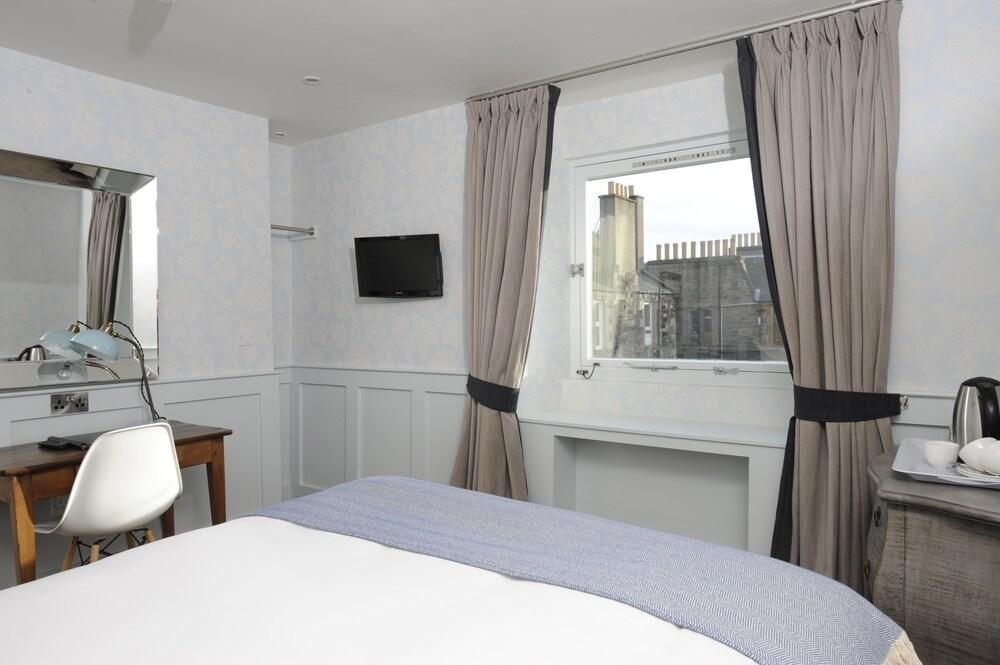 Brooks Hotel Edinburgh photo 2