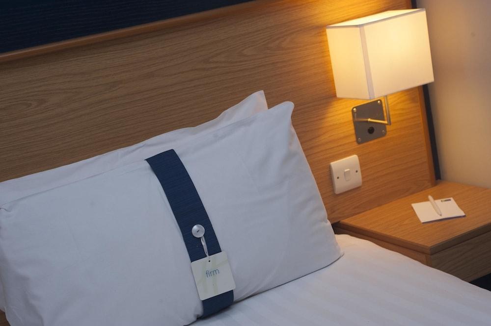 Holiday Inn Express Theatreland photo 4
