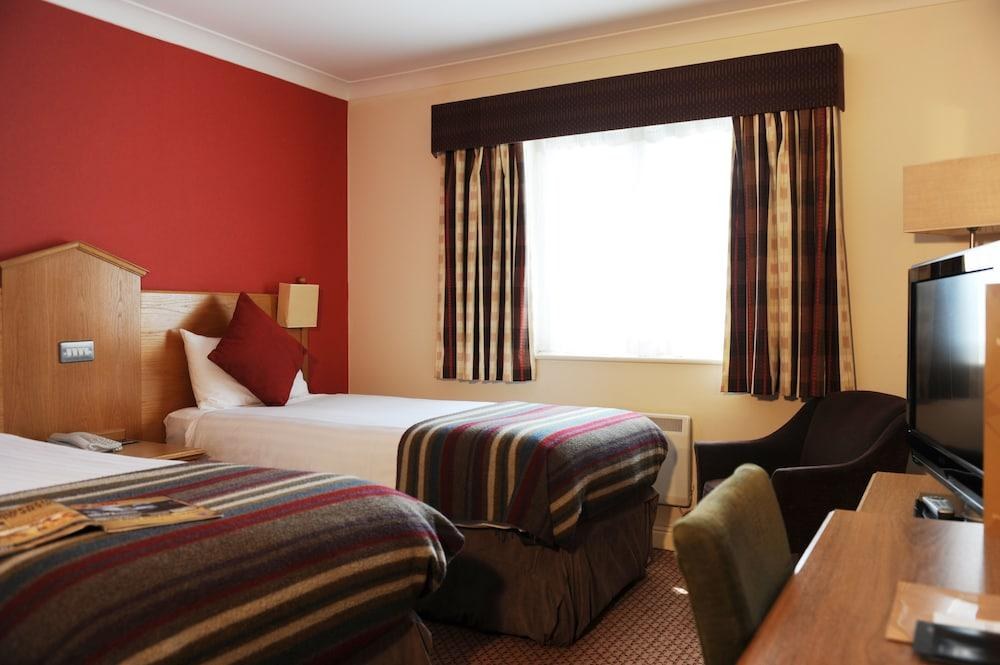 VILLAGE LIVERPOOL - HOTEL & LEISURE CLUB photo 2