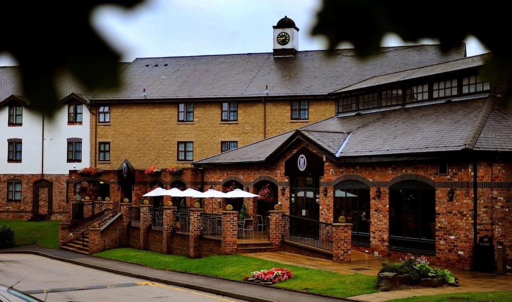VILLAGE LIVERPOOL - HOTEL & LEISURE CLUB photo 3