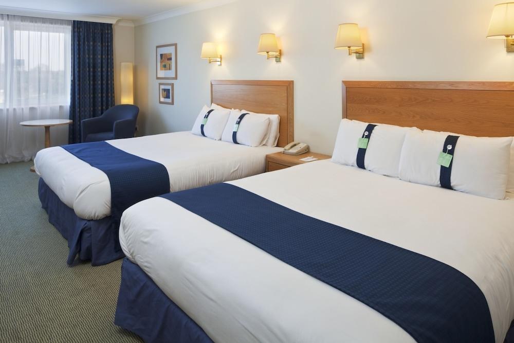 Holiday Inn Basildon photo 2