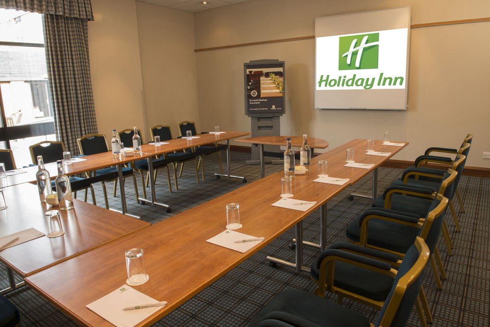 HOLIDAY INN BRENTWOOD photo 1