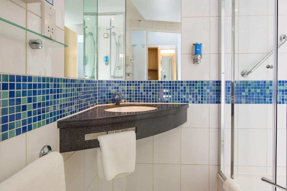 Holiday Inn Express Hemel Hempstead photo 4