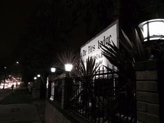 OYO Firs Lodge London Heathrow photo 1