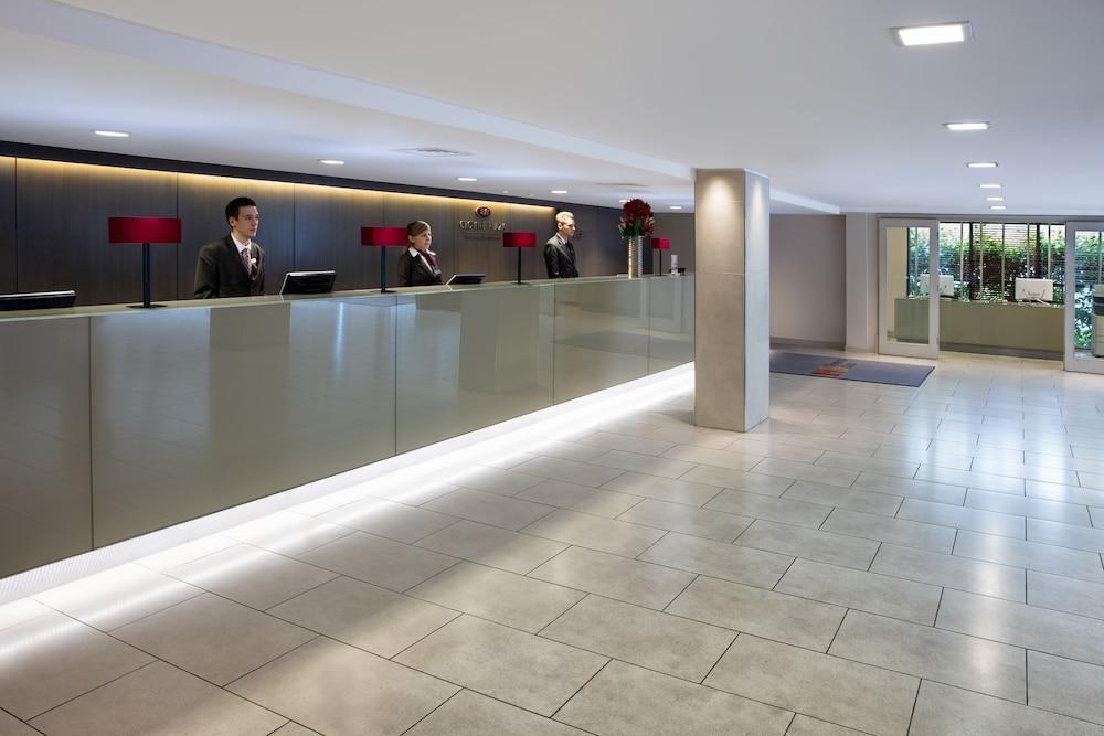Crowne Plaza London Heathrow photo 2