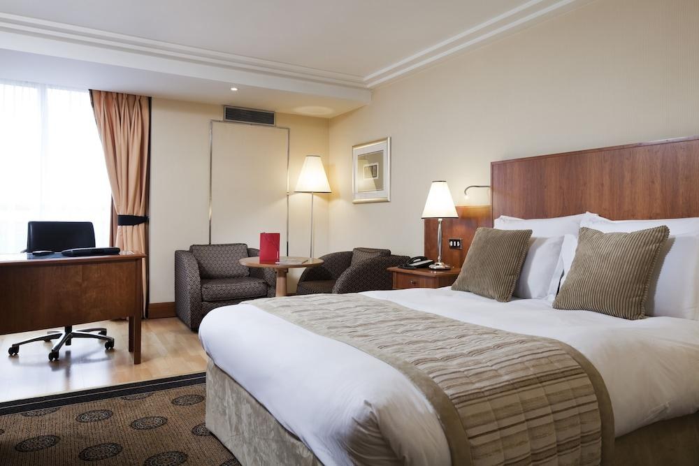Crowne Plaza London Heathrow photo 3