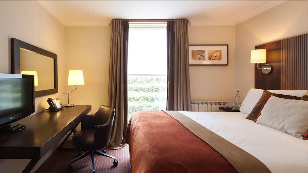 Mercure London North Watford Hunton Park Hotel photo 4