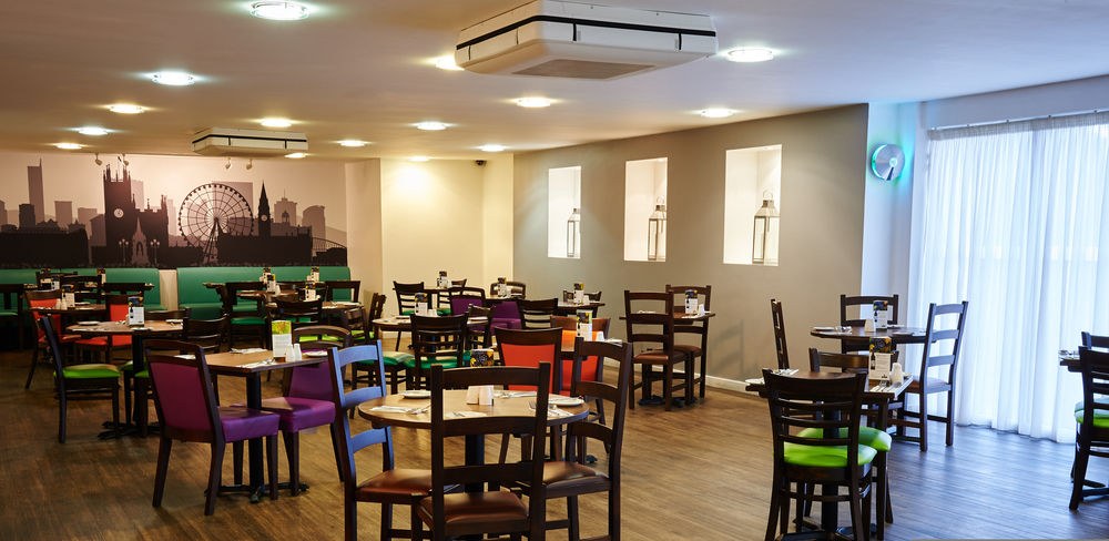 Holiday Inn Manchester West photo 1