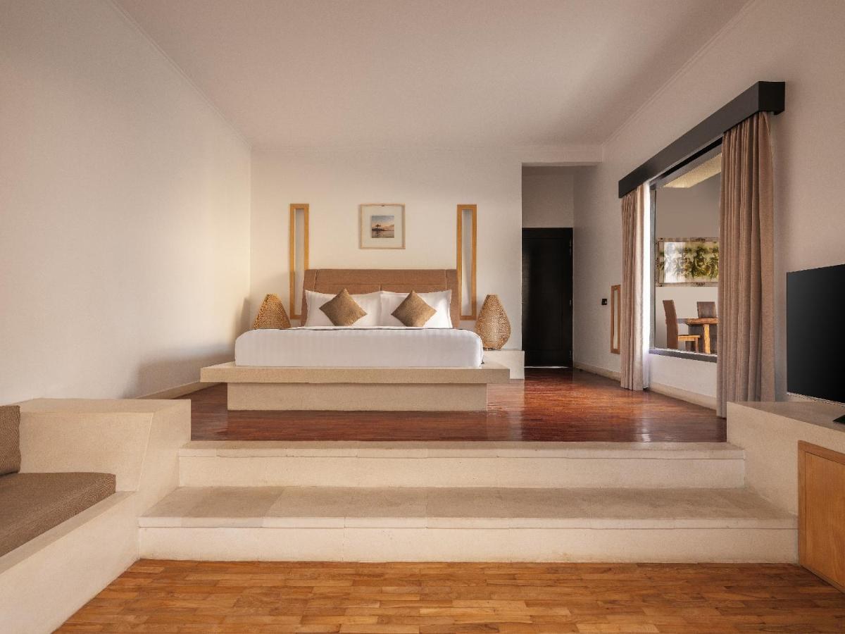 THE SEMINYAK SUITE PRIVATE VILLA photo 2