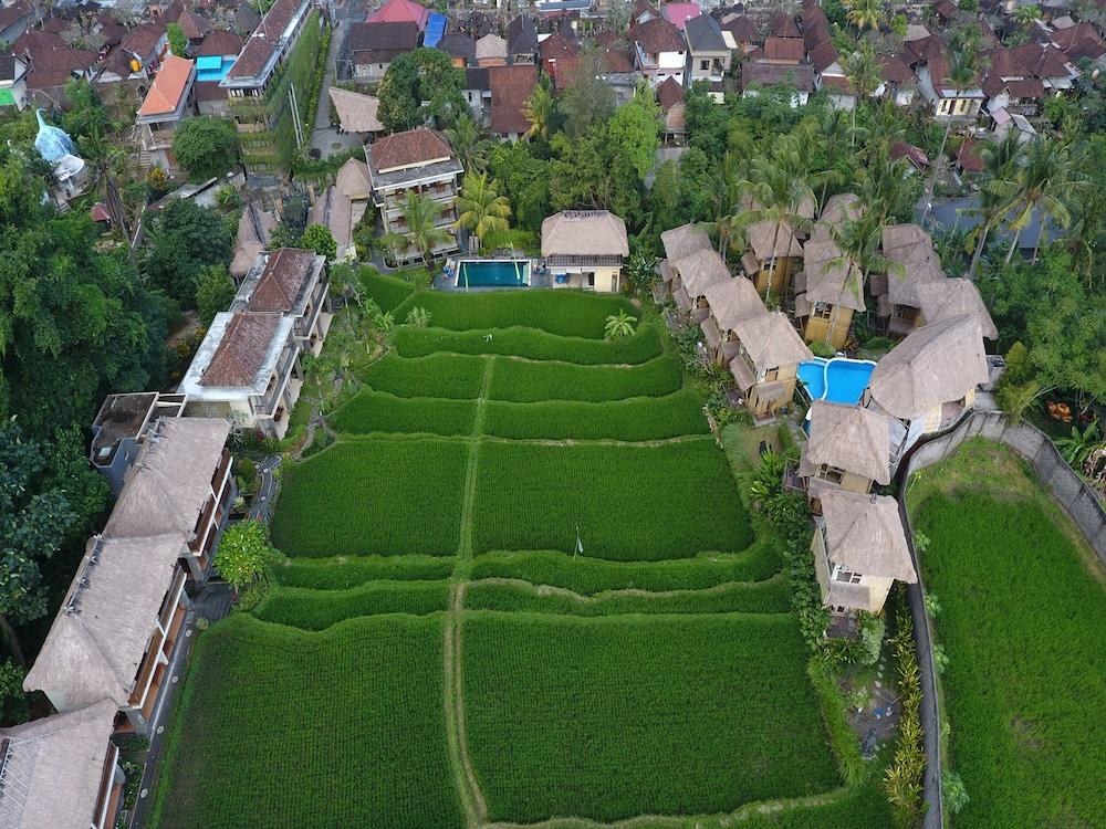 Biyukukung Suites & Spa photo 4