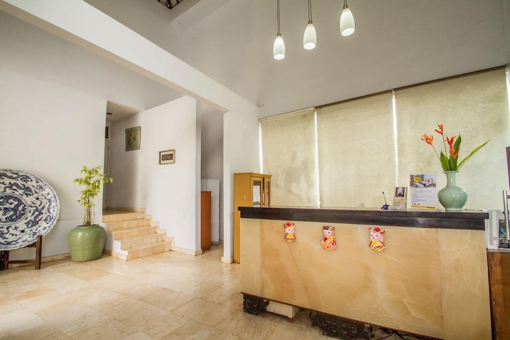 Abian Biu Mansion photo 2