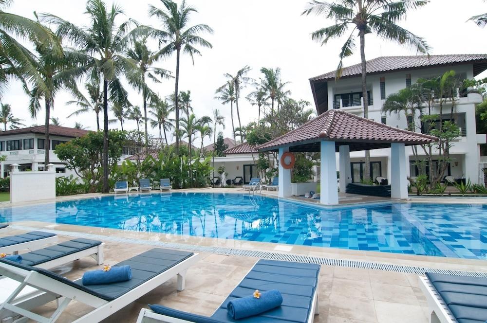 Legong Keraton Beach Hotel photo 4