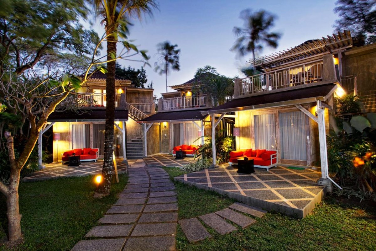 SEGARA VILLAGE HOTEL