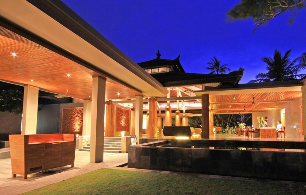 Candi Beach Resort & Spa photo 4