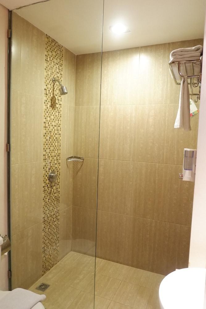 Ibis Styles Bali Legian photo 2
