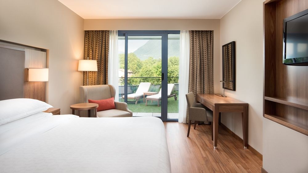 Sheraton Lake Como photo 4