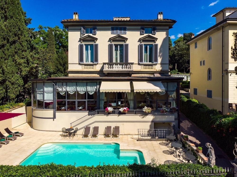 Hotel Villa Carlotta photo 3
