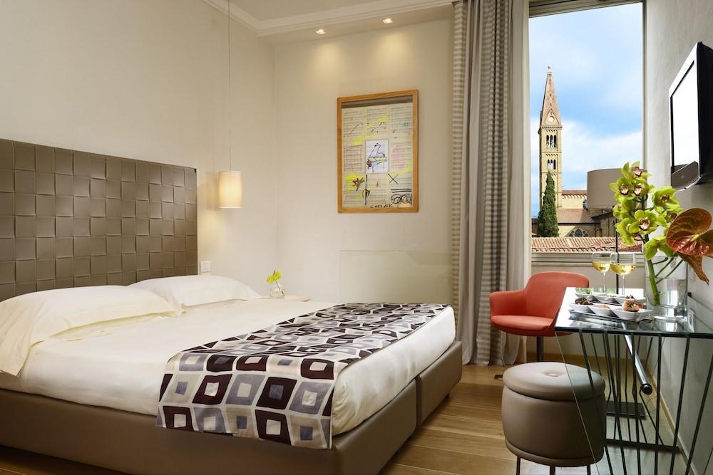Grand Hotel Minerva photo 2