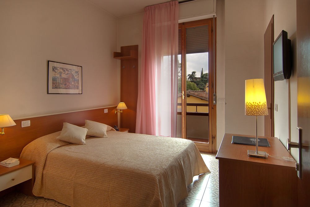 Mio Hotel photo 1