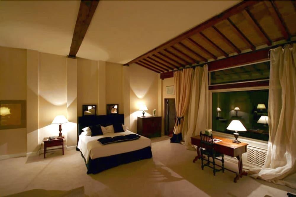 The J & J Historic House Hotel photo 3