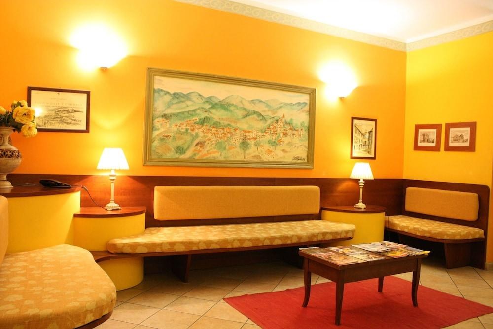 Sara Hotel photo 2