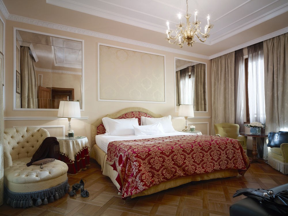The Carlton, Milan