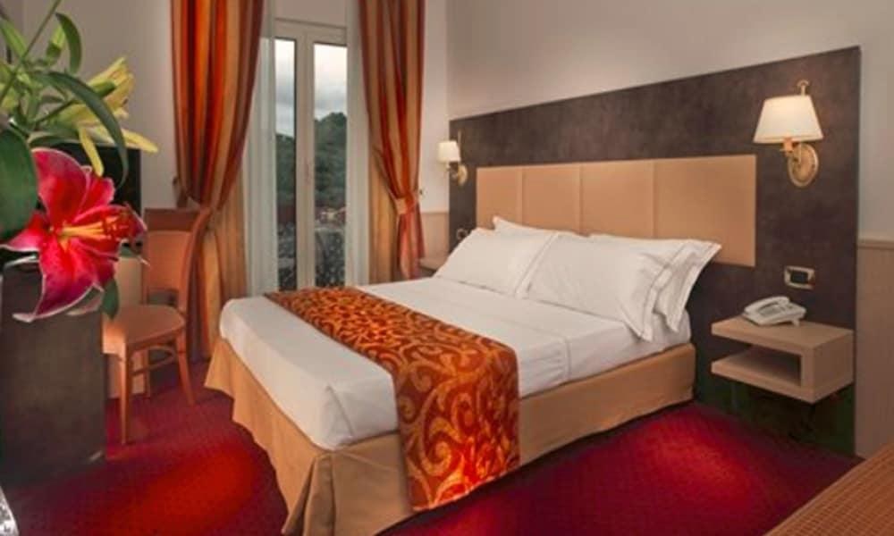 Pinewood Hotel Rome photo 3