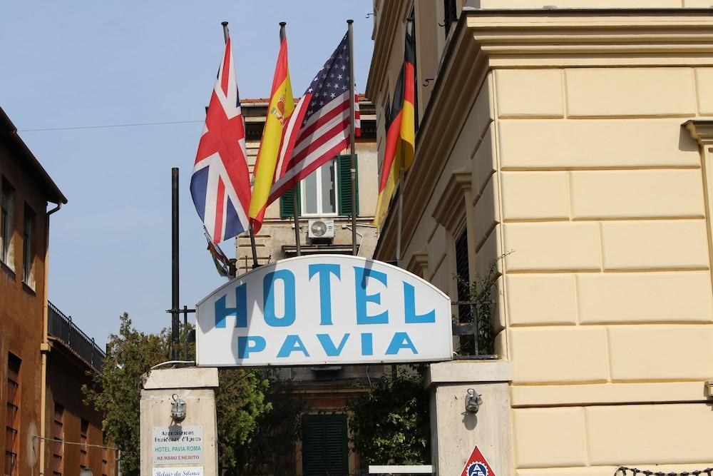 PAVIA photo 2
