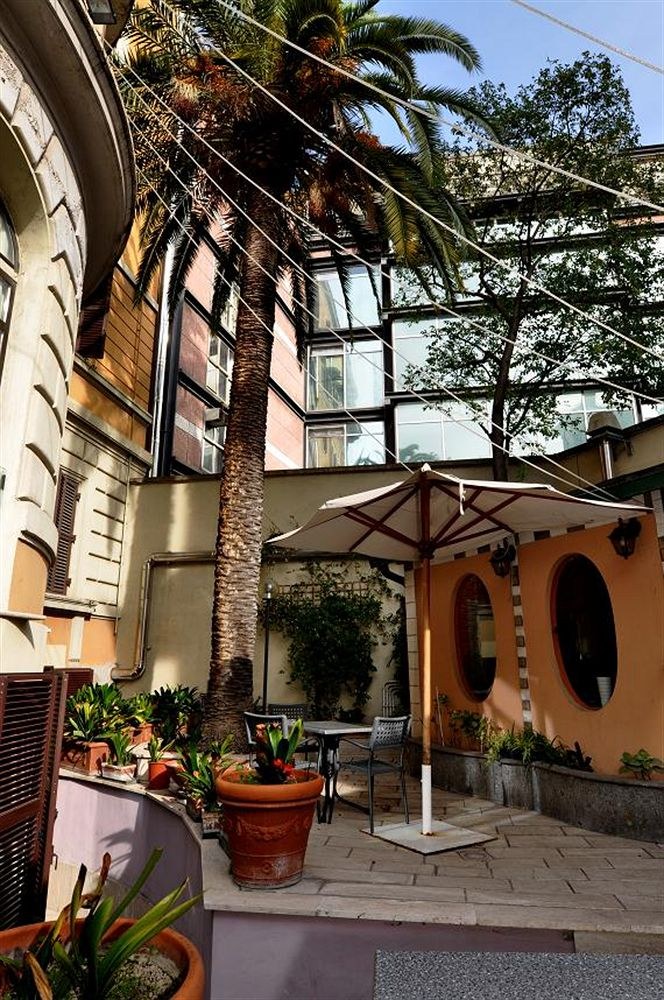 Hotel Executive photo 1