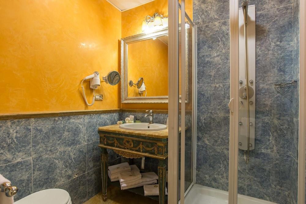 Room Select Via Veneto photo 4