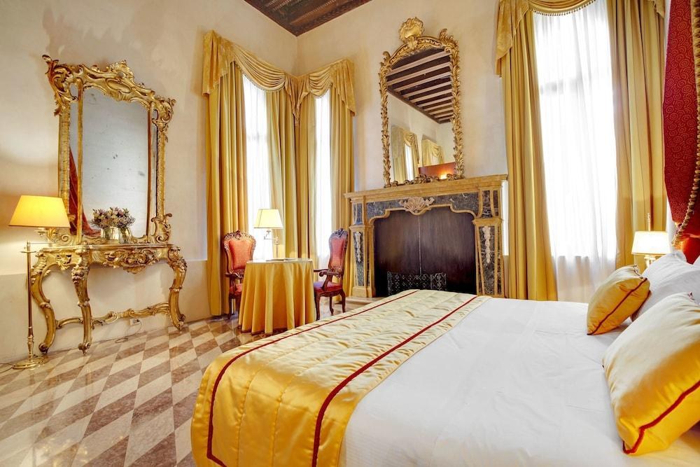 Dona Palace photo 4